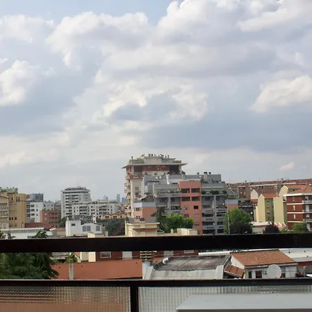 Apartment Last Floor One-bedroom With View *