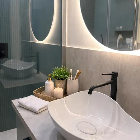Isola - Design Flat Near Bosco Verticale Apartment Milan