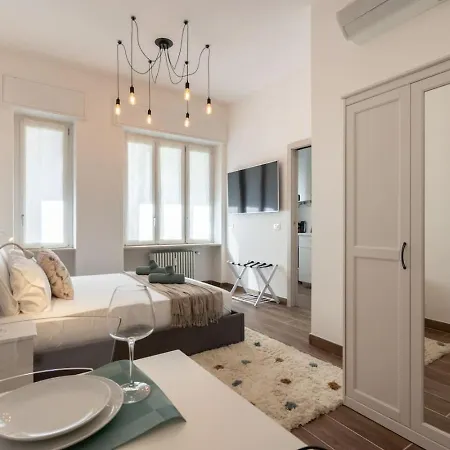 Duomo 10min - Elegant - Metro 2min Apartment
