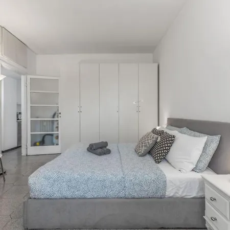 Charming Attic With Terrace - Wi-fi Netflix Apartamento *