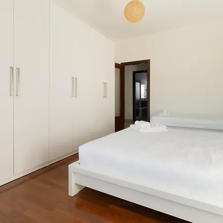 Guesthost - Spacious X6 Zara Mm3 Mm5 Appartement Milaan