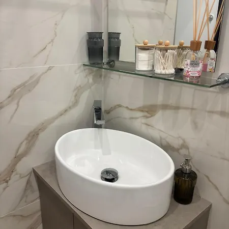 Linate Design Loft 50 Mt Metro M4 I Duomo 10Min - Wifi I Free Parking *