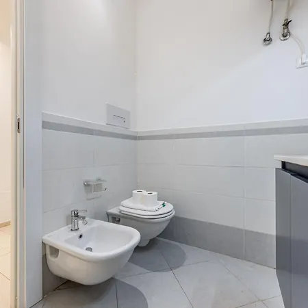 Apartment Bright Near Metro Tolstoj - Easy Centre And Linate Access *