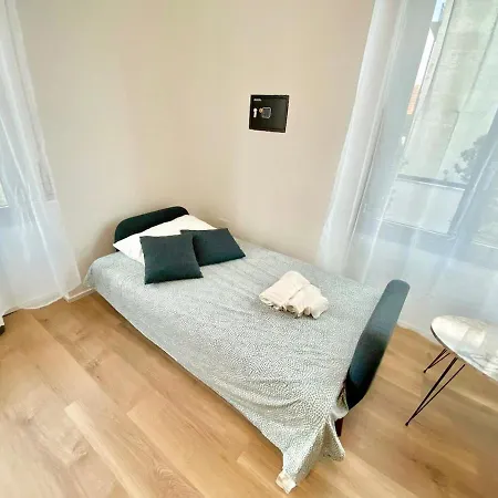 Apartment Fontanili- Near Downtown 20 People *