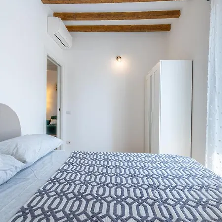 Mary Home, Vicolo Lavandai Apartamento *