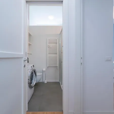 Apartment M2 Stylish Within Walking Distance Of The Navigli District *