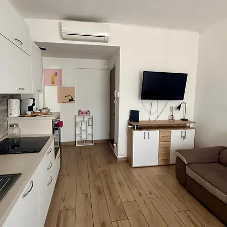 La Casa Di Pesca شقة