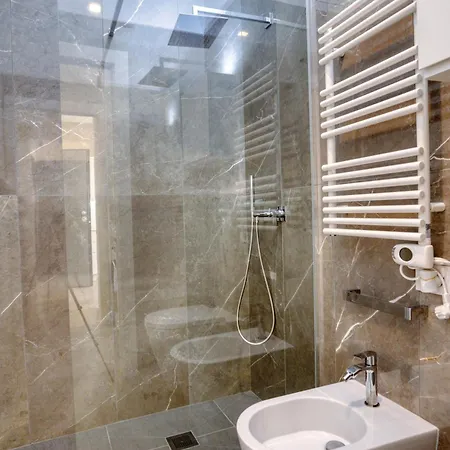 Duomo Modern In Via Torino - Prime Location * ミラノ