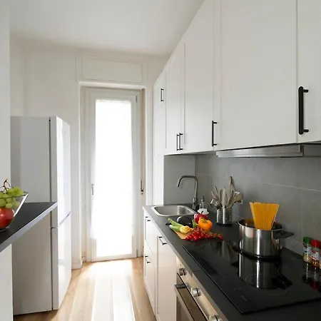 M4 Tolstoj Ampia Penthouse A 50m Dalla Metro 米兰