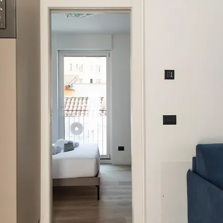 Youhosty - Marghera 43 Roof Apartment *