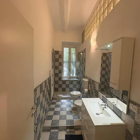 Charming Two-room Apartment, Just A Short Walk From The M1 And M2 Cadorna Subway Stations * Mailand