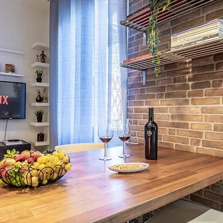 Sansiro - Cozy & Modern With Comfort Апартаменты *