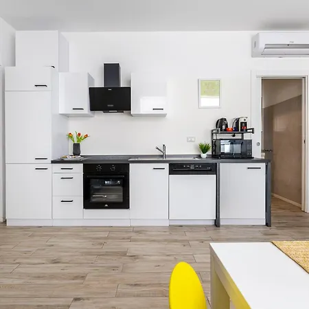 Apartamento Spacious Modern Family Apartment Near Metro *