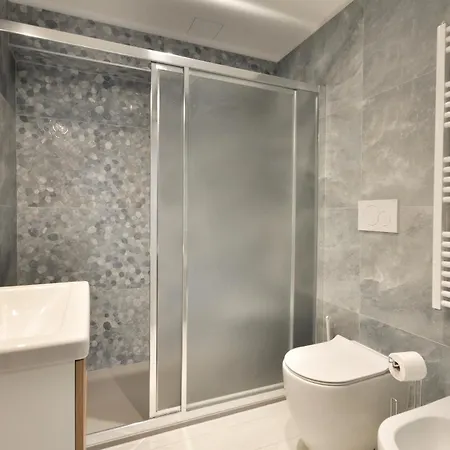 Casa Gianluca, * Milano