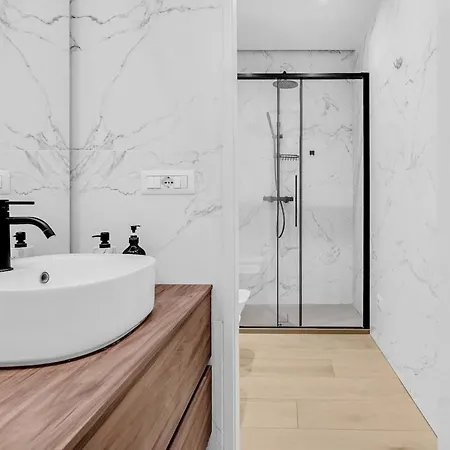 Daire Ber14 Elegant, Bright In Milano