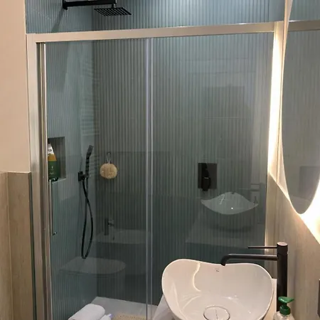 Isola - Design Flat Near Bosco Verticale Apartment Milan