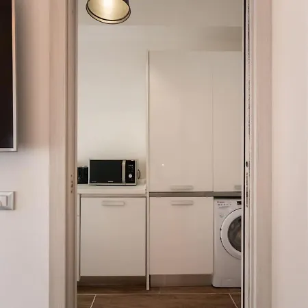 Apartment Duomo 10min - Elegant - Metro 2min