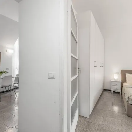 Charming Attic With Terrace - Wi-fi Netflix Apartamento Milão