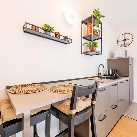 Apartamento Guest Planet - San Cristoforo M4 *