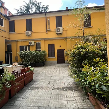 Daire Casaravizza Milano-elegance & Privacy- Fast Wifi- 4min Shopping At Corso Vercelli Near Duomo & 8min Life Shopping District