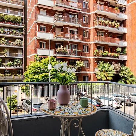 Morosini 21 Elegant In Risorgimento District *