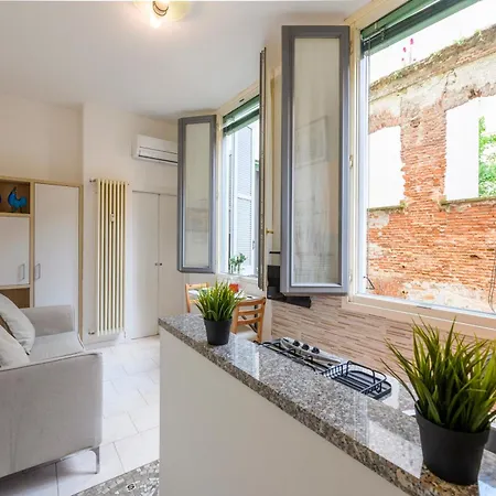 Apartment Garibaldi, 81 - Brera Base