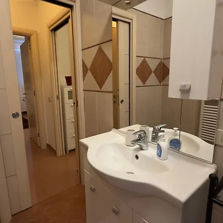 Casa Adone - Tre Stanze E Due Bagni Nel Cuore Di *