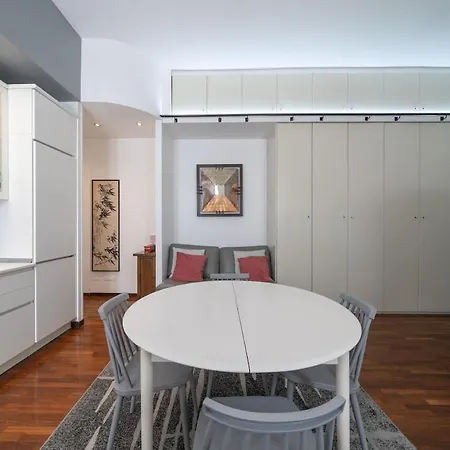 Apartamento Liberty Courtyard - Charming Flat In Sempione