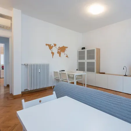 I-host Bright For 5 With Balconies * Milano
