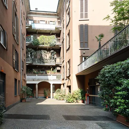 Apartment Moscova -turati Splendido Trilocale Mailand