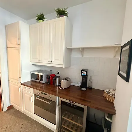 Apartamento Splendido Trilocale Con Terrazzo In Zona Navigli Milán