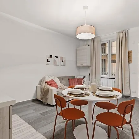 Апартаменты In The Heart Of Via Sarpi - Moscova - Metro 10 Minutes Away *