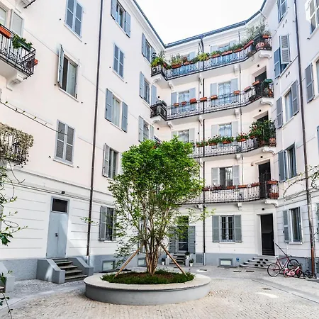Апартаменты Luxury Center - Via Stoppani Porta Venezia Милан