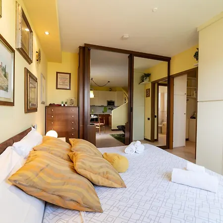 Rho Fiera - San Siro Stadium, Vintage House & Private Garage *