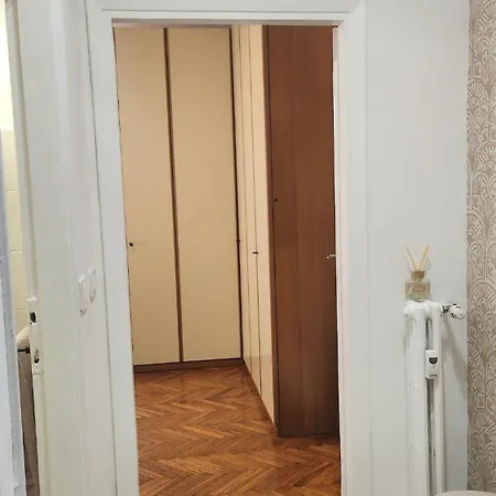 Delightful In The Portello Area For Two People Apartment *