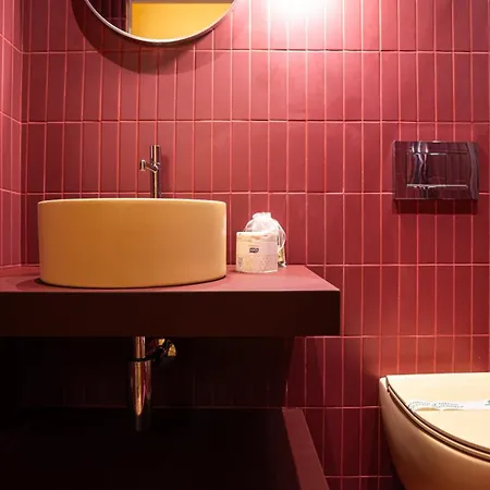 Elegante Di Design Per 8vicino Metro Милан