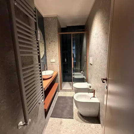 Gae Aulenti Exclusive Suite, 3 Bedrooms, 3 Bathrooms 130 Sqm *