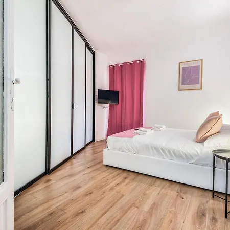 3 Bedroom Porta Venezia Daire Milano