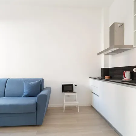 Guesthost - Comfy Near Porta Romana