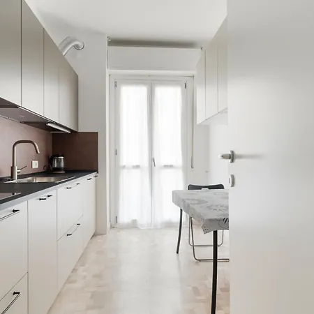 Apartment Guesthost - Atelier Rubens De Angeli X4