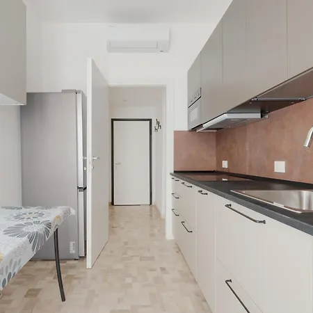 Guesthost - Atelier Rubens De Angeli X4 Apartment *
