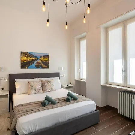 Apartment Duomo 10min - Elegant - Metro 2min *