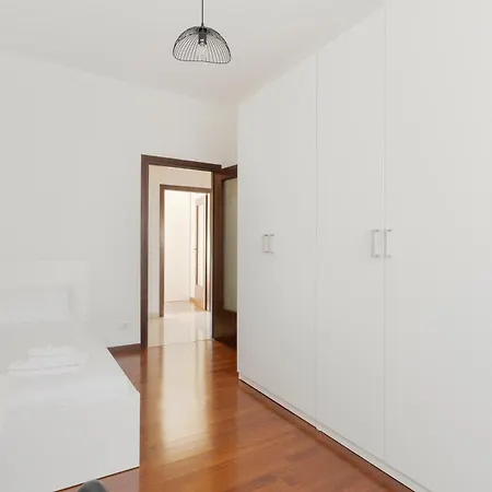Appartement Guesthost - Spacious X6 Zara Mm3 Mm5 Milaan