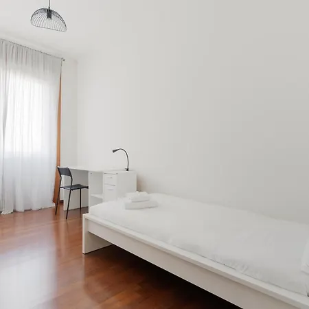 Guesthost - Spacious X6 Zara Mm3 Mm5 *