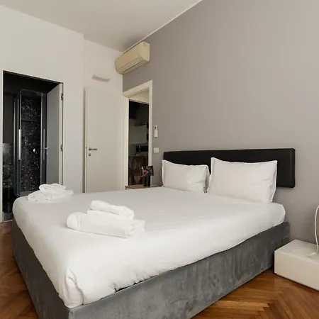 Guesthost - Cenisio Lovely Flat Lejlighed Milano