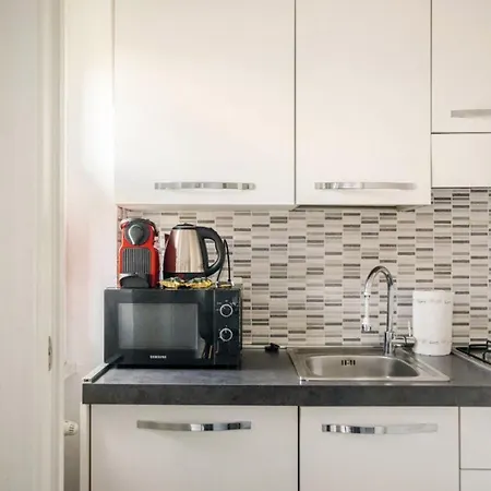 شقة Chic Con Cucina Indipendente E Terrazzino *