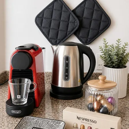 Ampio Di Prestigio 180 Mq Con Triplo Salone Zona Signorile *