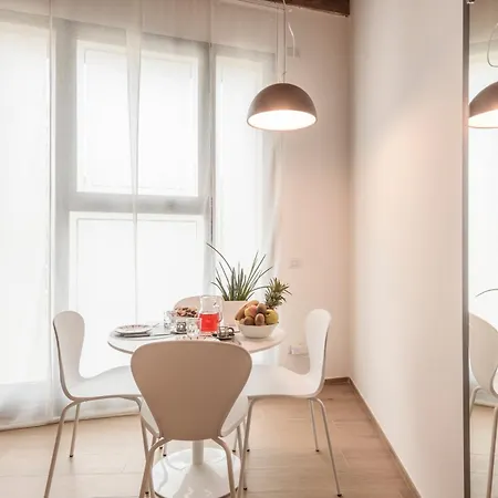 Apartamento Cesariano, 11 - In Centro - Parco&movida