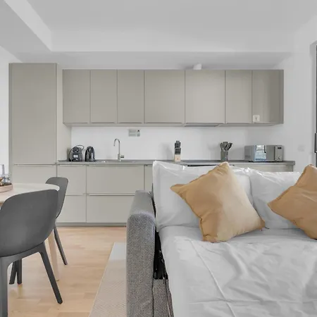 Feel Uptown Fiera With Terrace & Garage By Ndp Rent *
