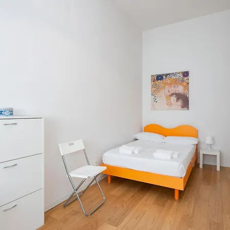 M2 Stylish Within Walking Distance Of The Navigli District